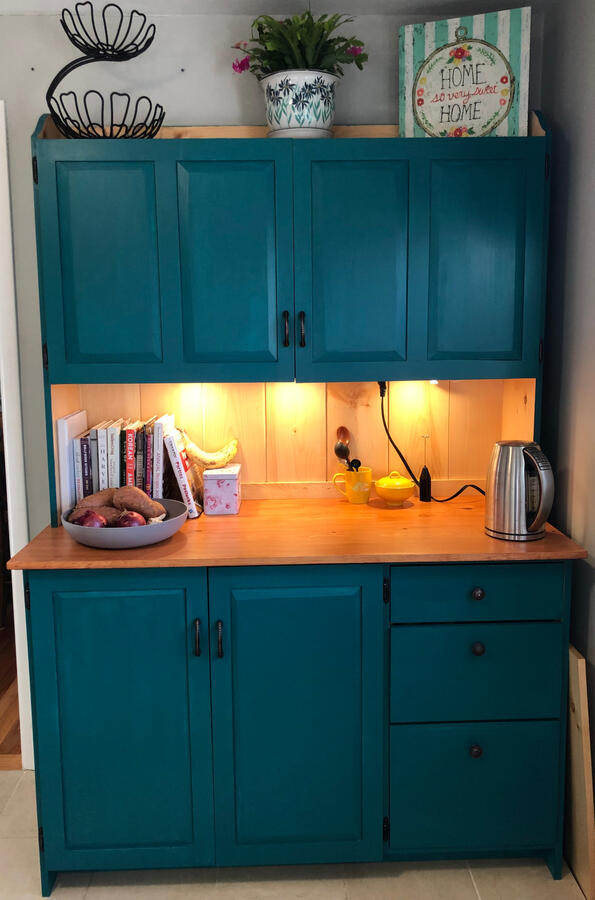 Kitchen Cabinet